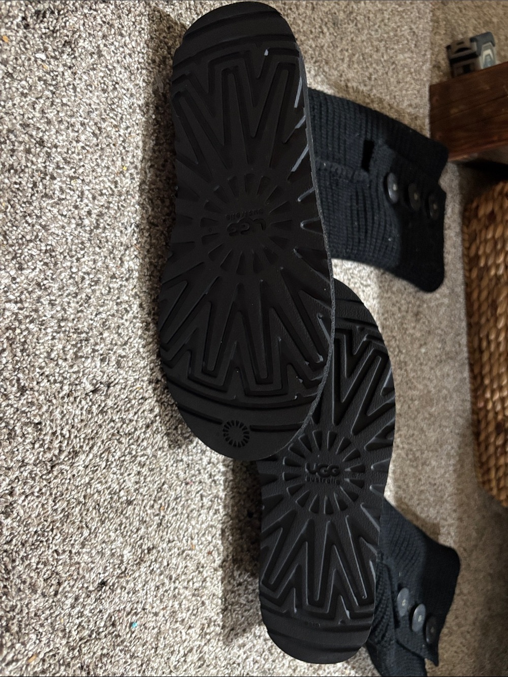UGG Cardy- Knit Black - Picture 3 of 5